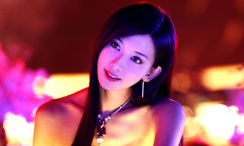 很痛快的她